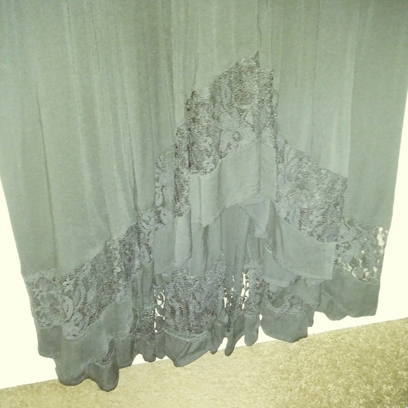 Flowing Black Dress - Picture 3 of 3